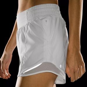 Lululemon Hotty Hot Low-Rise Lined Short 4"